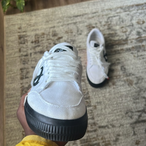 - Off White Volc Low White & Black Arrow (42) - Picture 7 of 15